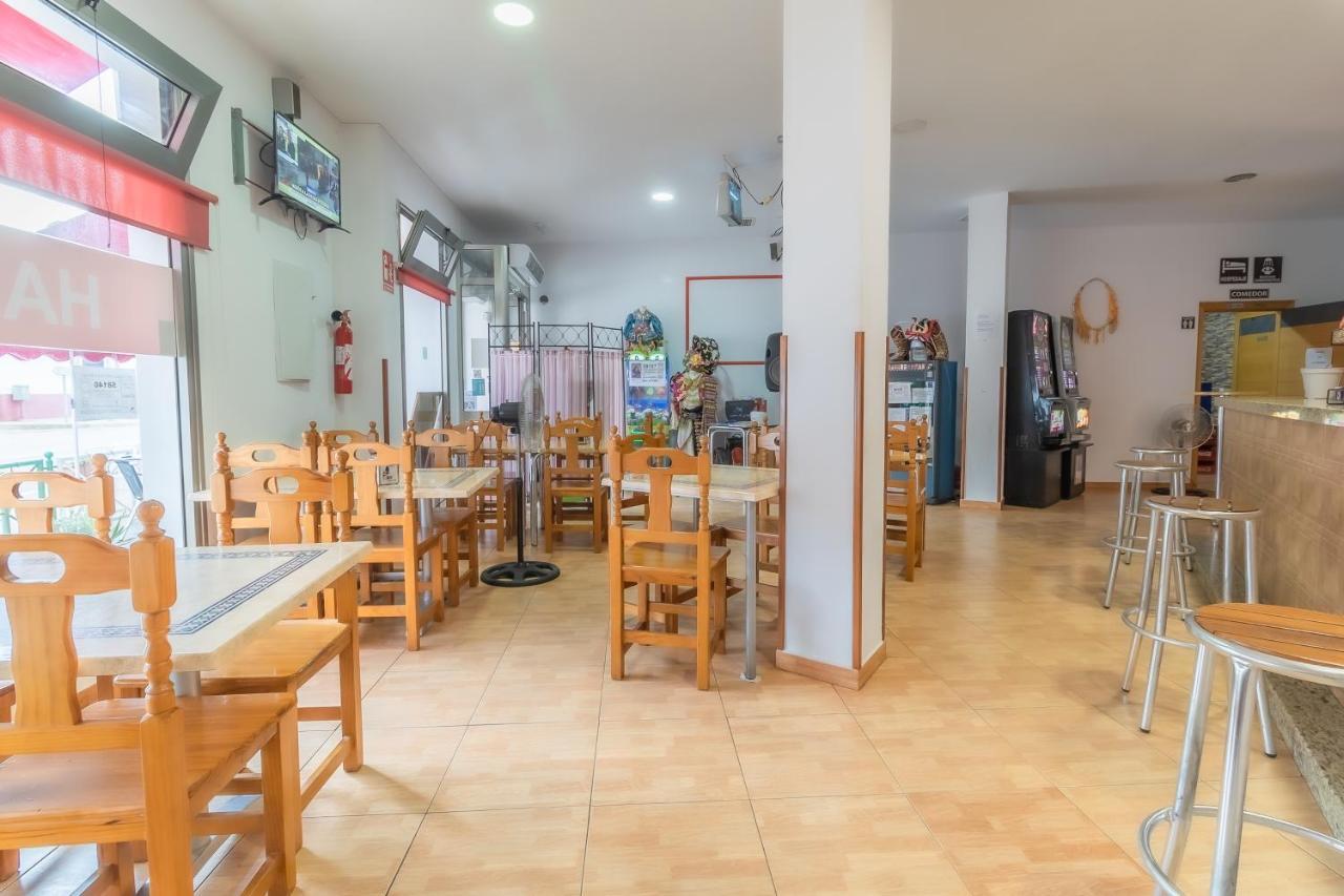 Albergue Rojo Plata Torremegía Extérieur photo