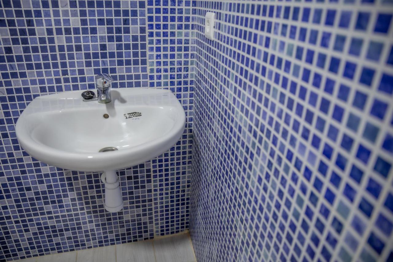 Albergue Rojo Plata Torremegía Extérieur photo