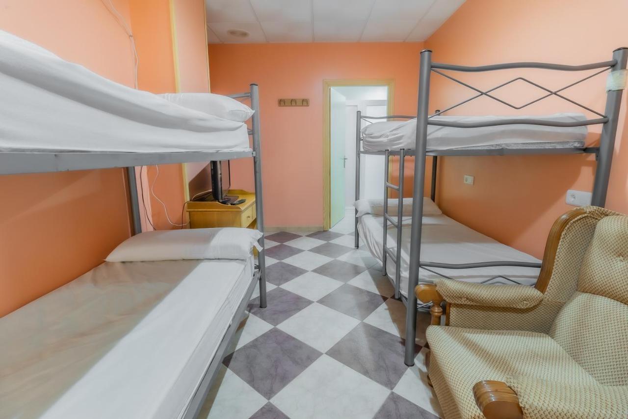 Albergue Rojo Plata Torremegía Extérieur photo