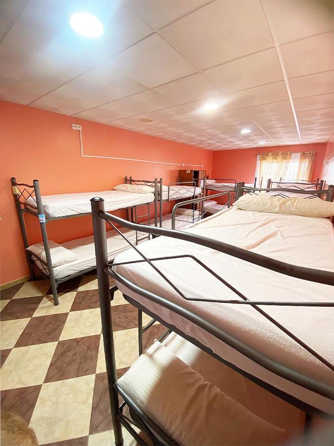 Albergue Rojo Plata Torremegía Extérieur photo